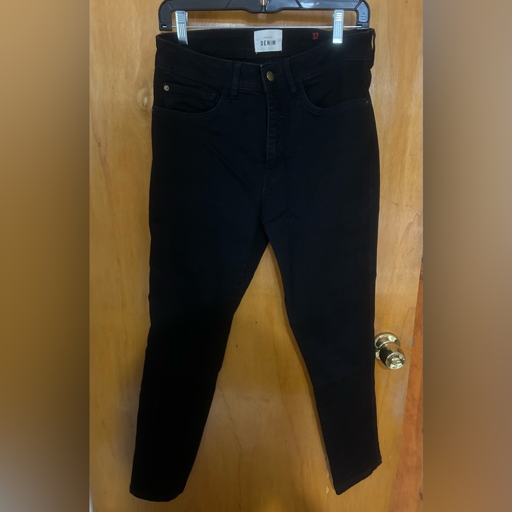 Sézane Perfect Slim jeans in black!